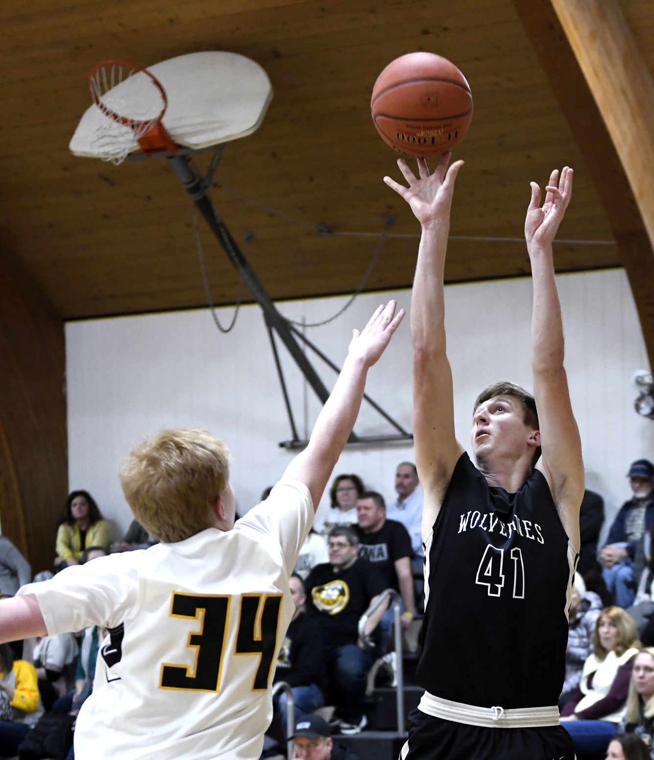 Hinton hosts South O'Brien